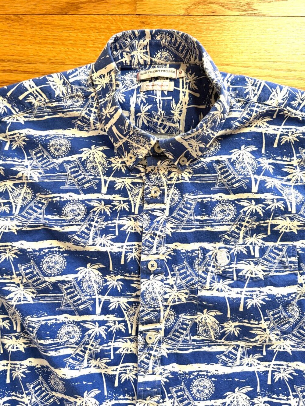 Southern Proper Hawaiian Beach Print Button Shirt Size M Blue White Tropical